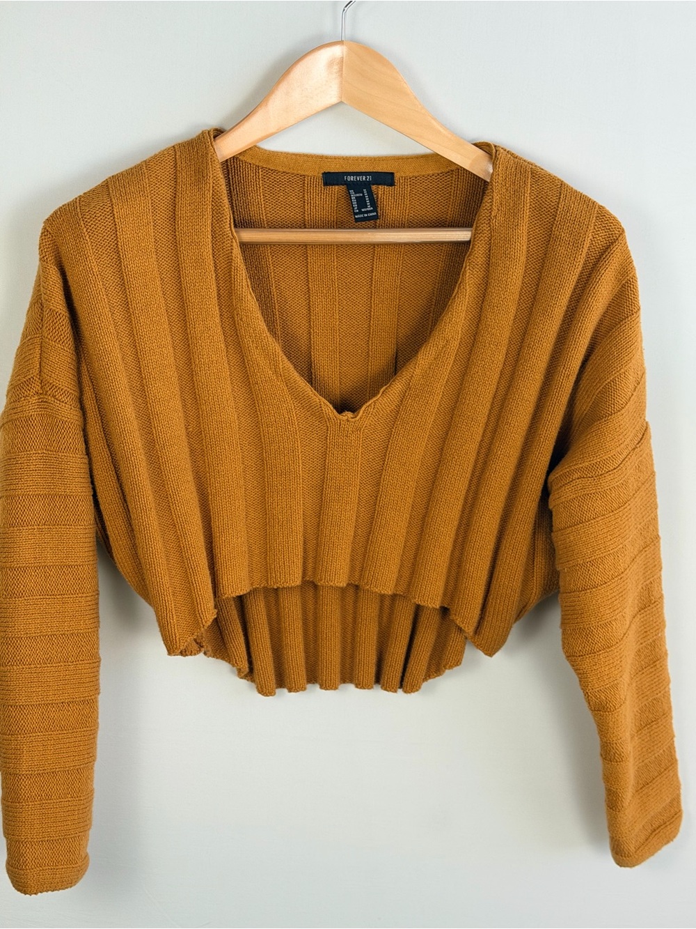 Forever 21 Cropped Ribbed Sweater Mustard Gold V Neck Long Sleeve Boho Medium